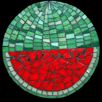 Grytunderlägg i glasmosaik på plywood ca 20 cm diameter  Privat
